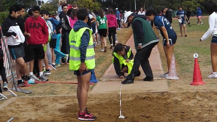 Meeting athlétisme organisé par les enseignants d'EPS du lycée Descartes