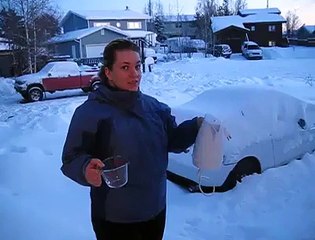 گرم پانی ایک سیکند میں برف ھو جاتا ہے