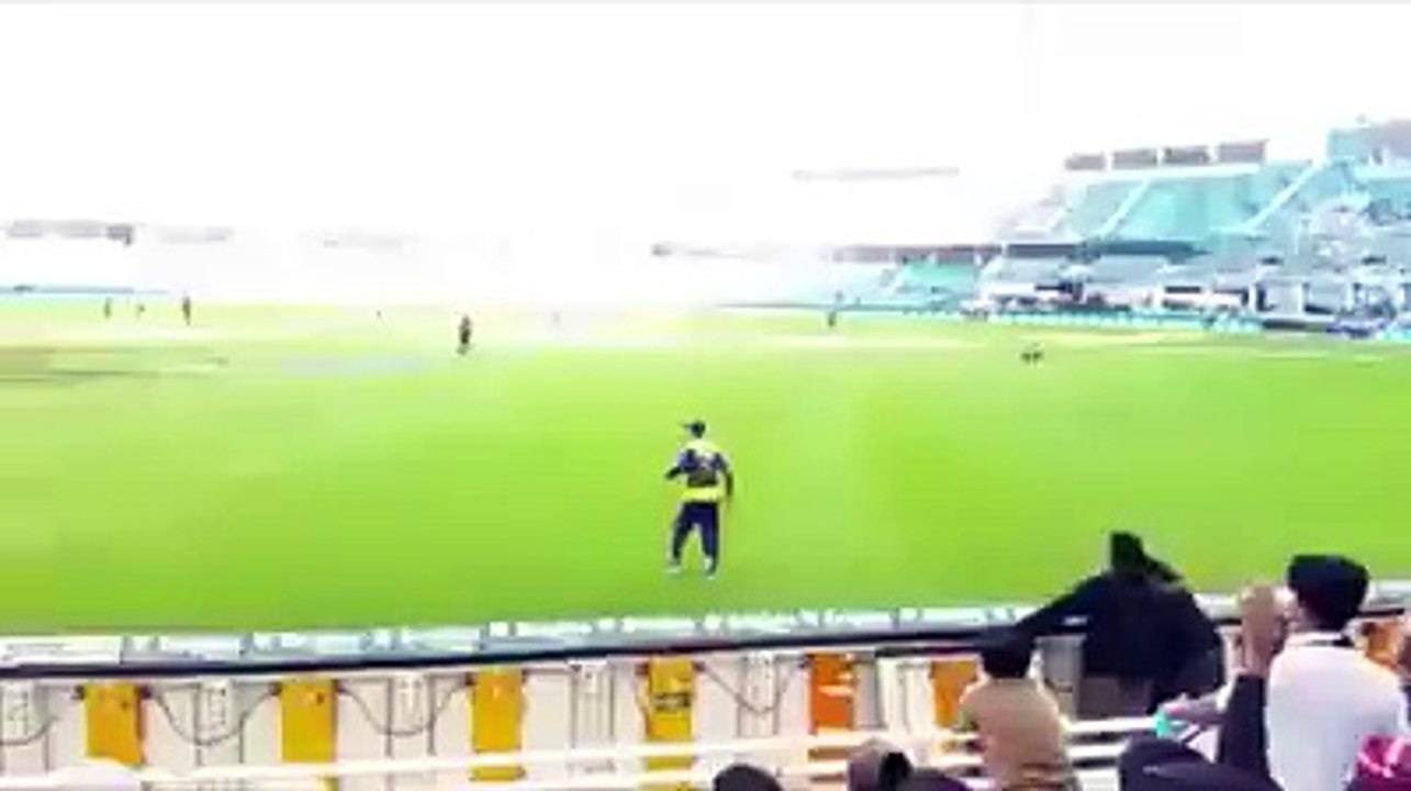Ahmed Shehzad dancing