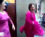 Pakistani local dance at home 2016 | Stage Mujra Night Mehfil Program 2016 | HD Punjabi Saraiki Song