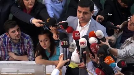 Demirtaş: Sandıktan yarınlarımız çıkacak