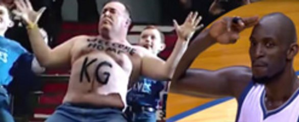 Super Fan "Fat Man" Returns To Dance at NBA Game And Players Cheer For Him