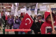 Cumhuriyet Kadınları ve TLB Cumhuriyet  Devrimi için Bursa'da yürüyüş düzenledi