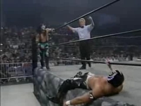 Juventud Guerrera vs Rey Mysterio Jr