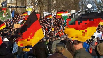 ПЕГІДА: хвиля маніфестацій прибічників і противників руху в Європі
