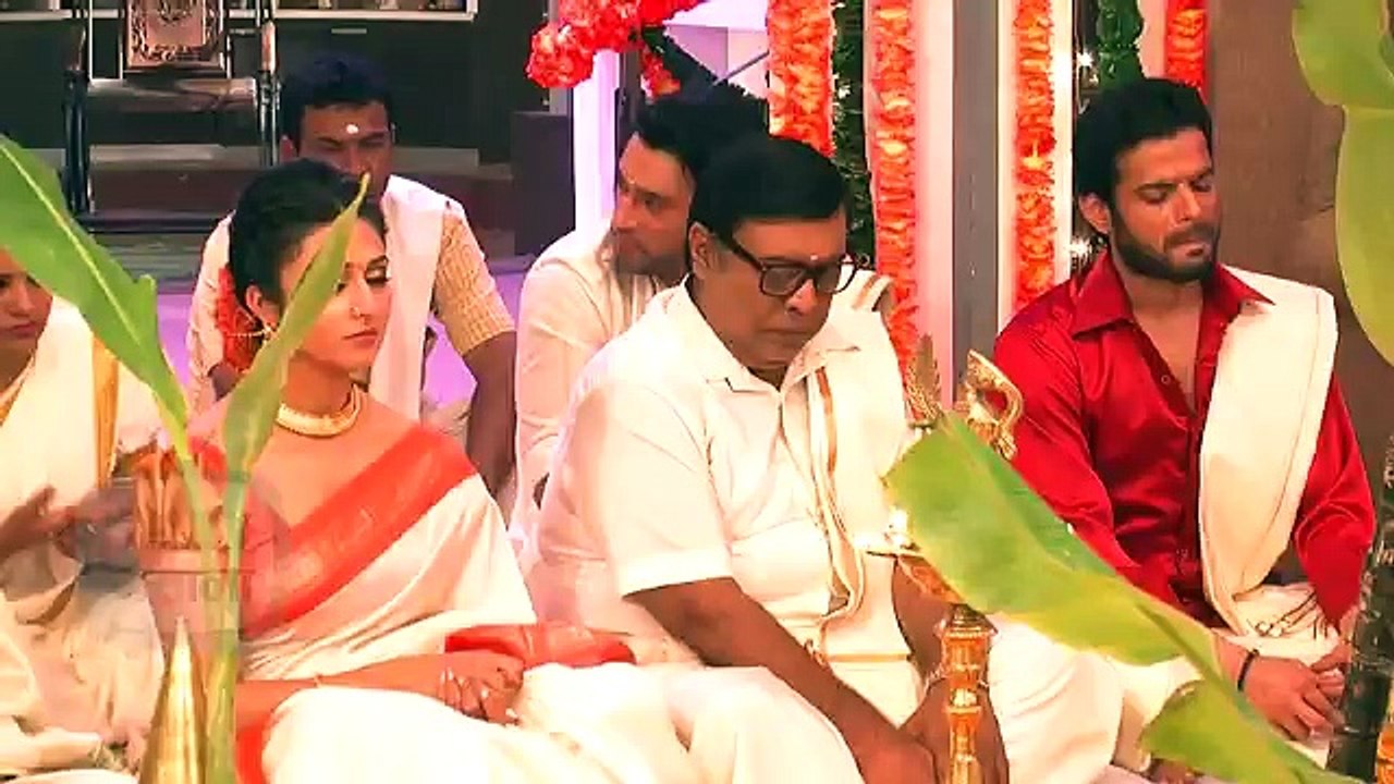 Raman Tries To Rescue Ishita From Jail Ye Hai Mohabbatein Cinepaxmasala