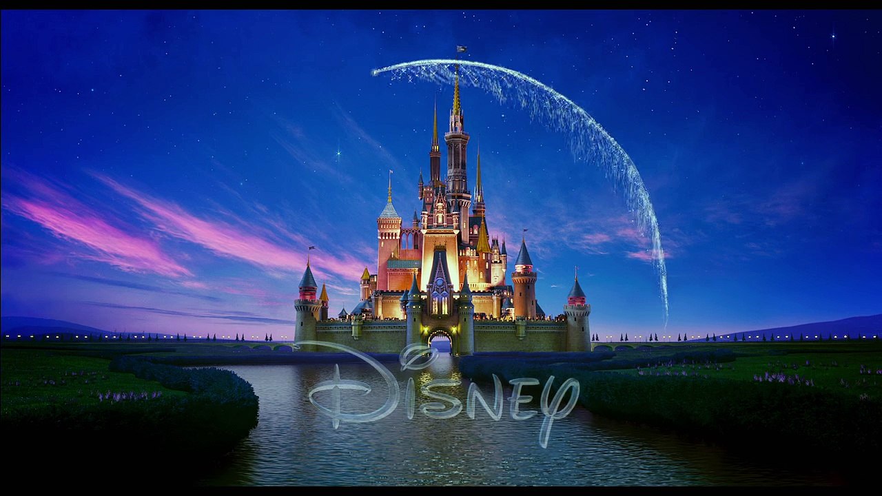 Alis Harikalar Diyarında  Aynanın İçinden izle fragman