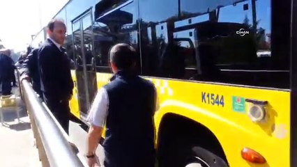 Metrobüs arızası yolcuları yine mağdur etti