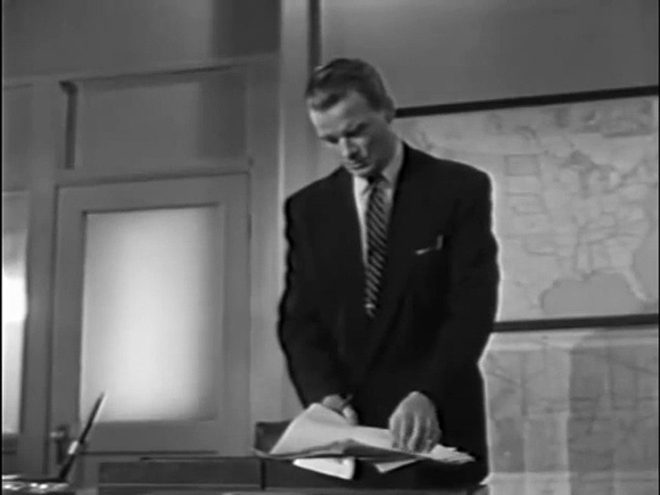 Vintage UFO Documentary ★ Real Old Alien Military Movie   UFOs the True Story of Flying Saucers 3