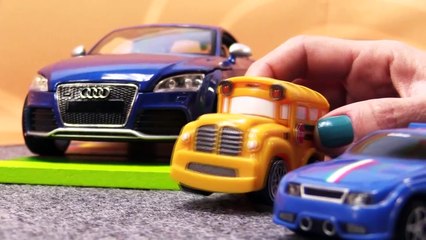 Bburago MAKE A MERCEDES CRASH!! Bussy & Speedy German Toy Cars Construction Cartoons for C