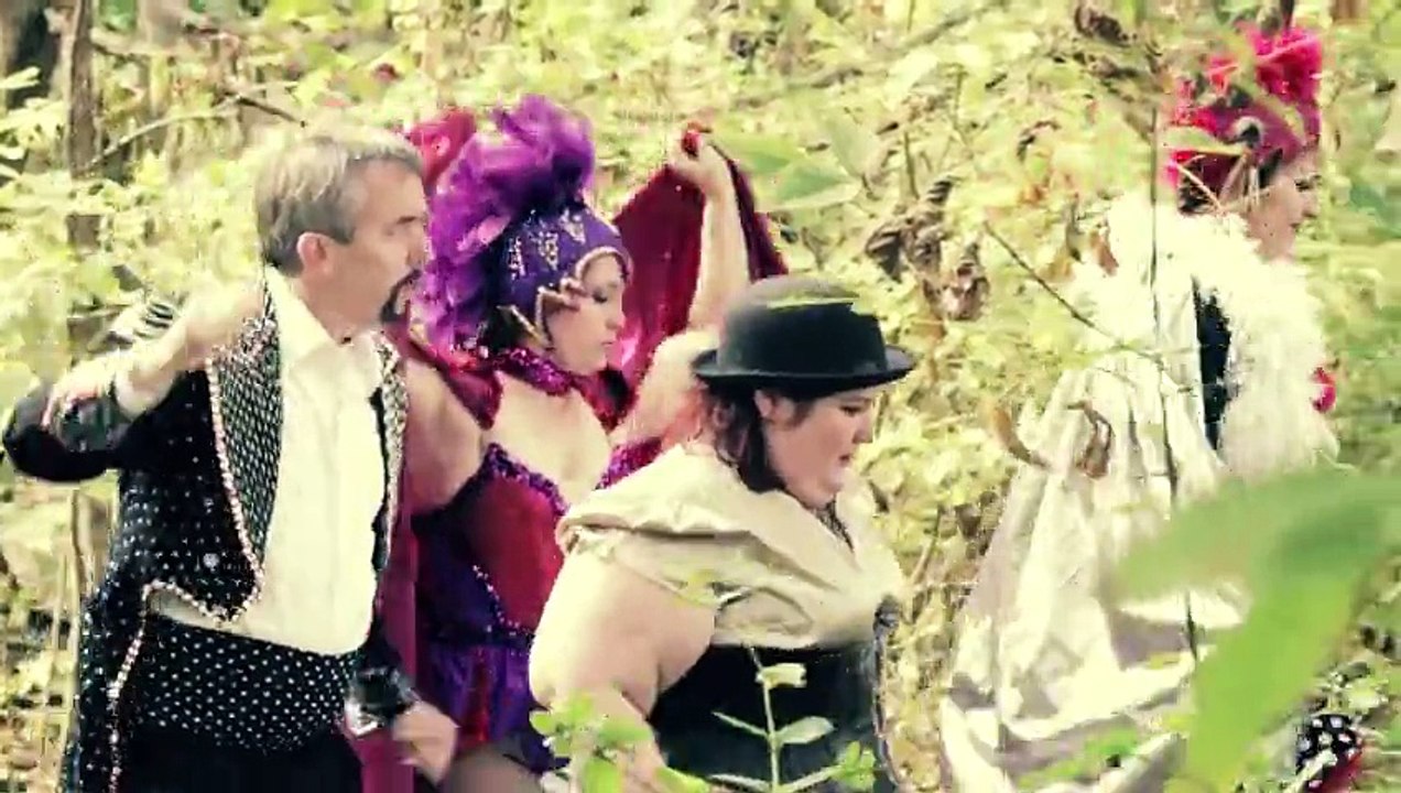 The Reverend Peyton's big damn band _ Raise a little hell