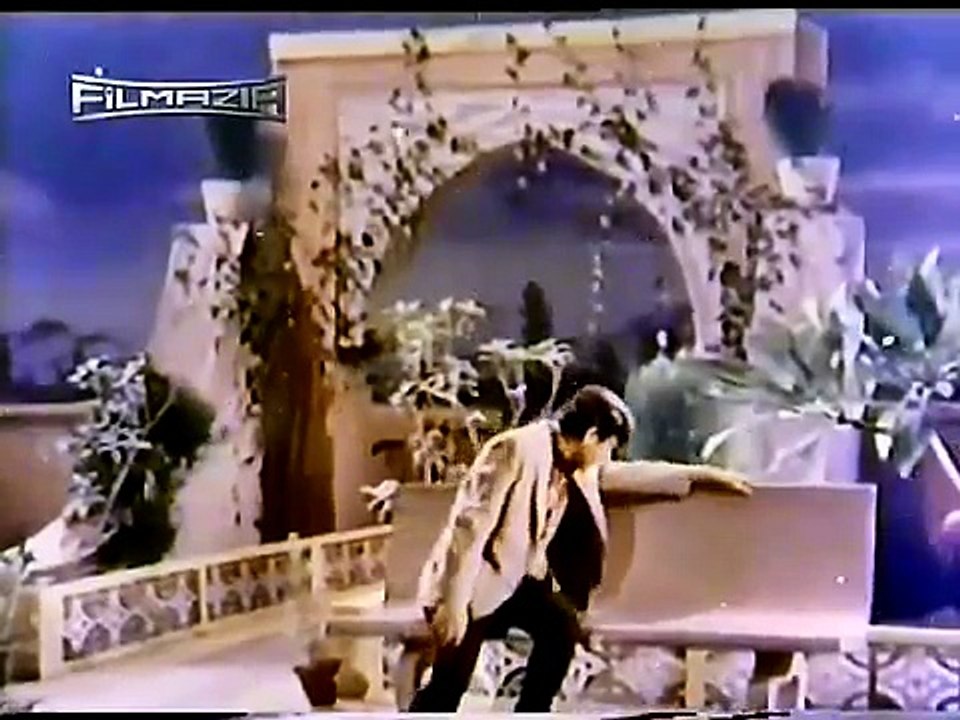 Teray-Bina-Yoon-GhaRiyaan-Beetein-Noor-Jehan-Masood-Rana-Film-Aansoo