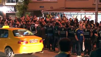 Fenerbahçe taraftarı arasında olay!
