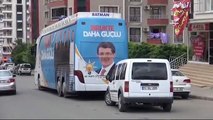 AK Parti seçim otobüsüne silahlı saldırı