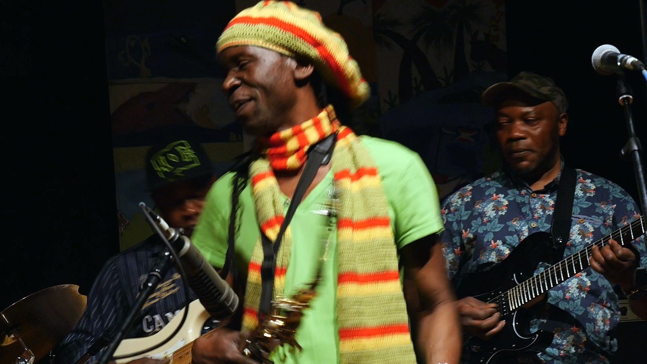 Hif Anga Belowi: TATY mit Hif & Afro Soleil