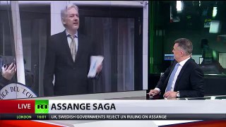 Assange addresses supporters & media from Ecuadorian embassy balcony
