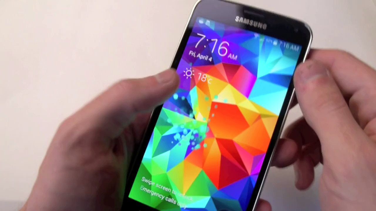 Samsung Galaxy S5 Hammer Smash Fail = Battery Explosion