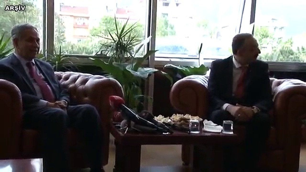 AK Partili Belediye Başkanı'na silahlı saldırı (Başkanın arşiv görüntüleri)