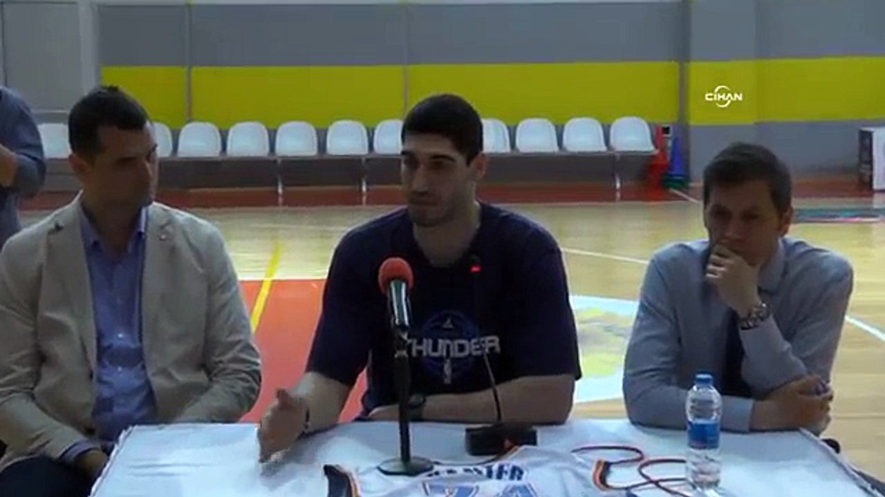 Enes Kanter, Van'dan NBA'ye uzanan öyküsünü anlattı