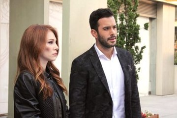 Elçin Sangu, Yüzünden Ameliyat Oldu