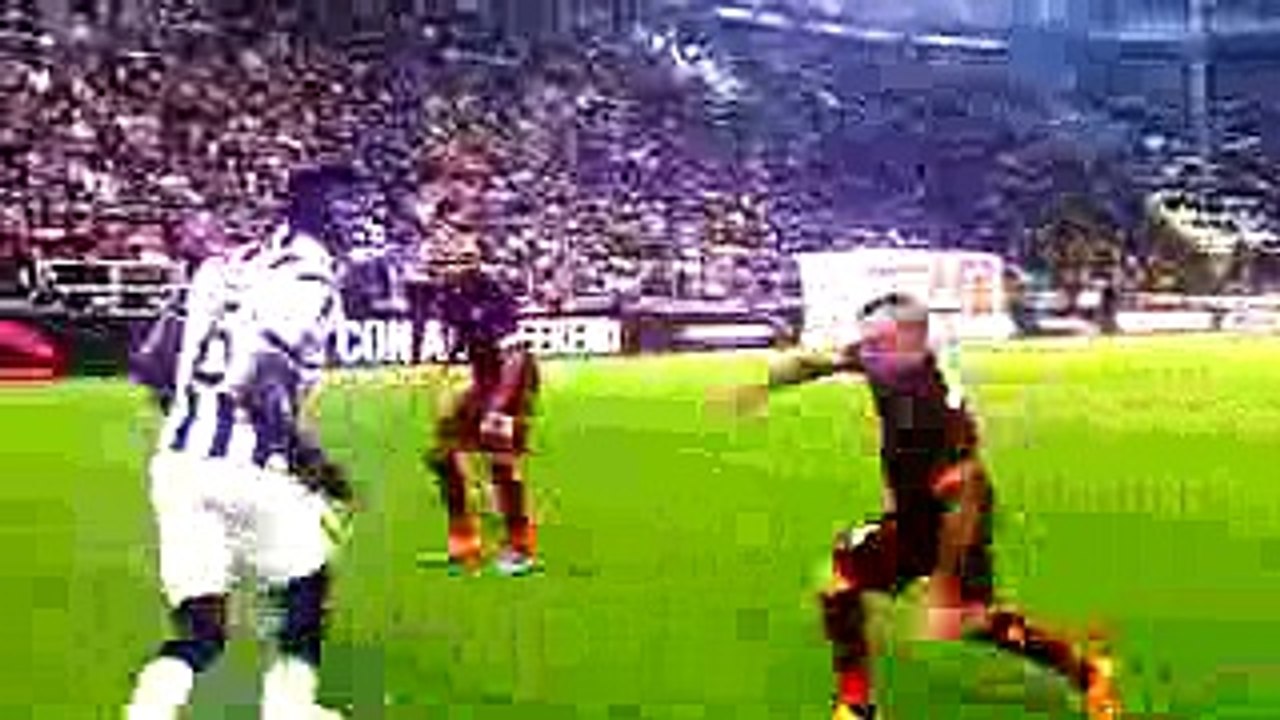 CRAZY FOOTBALL SKILLS SHOw ● NUTMEG ● HUMILIATES ● STEPOVERS ● ELASTICO