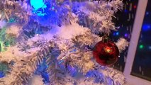 ARTIFICIAL SNOWING CHRISTMAS TREE FILMED IN IPHONE 5 SLOW MOTION MODE SLOWMO