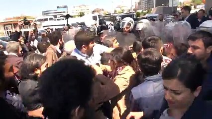 Adliyede avukatlara müdahale