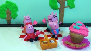 Peppa Pig Picnic Adventure Car and Play Doh Picnic