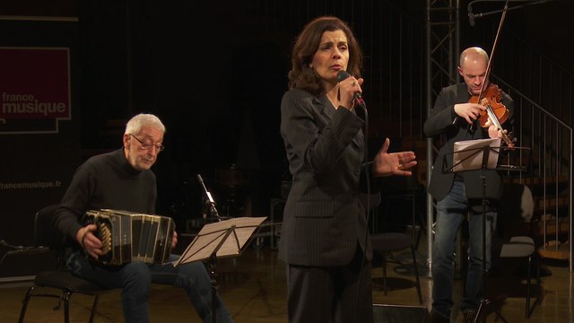 El titere d'Astor Piazzolla et Jorge Luis Borges par Alma de Tango I Le live de la matinale