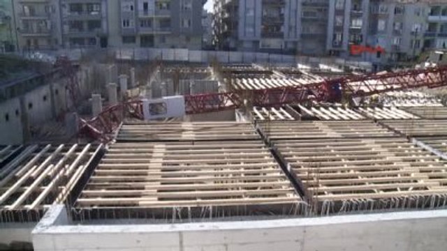 Emniyet Müdürlüğü İnşaatında Vinç Kazası;1 Ölü