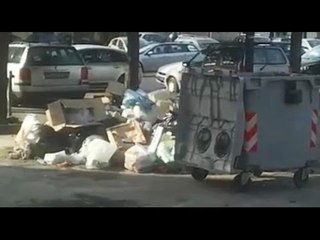 Aversa (CE) - Rete4 manda in onda la messa, fuori abbonda la sporcizia (07.02.16)