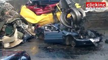 BMW car turned into SCRAP destroyed SCRAPPING HOW TO TURN INTO SCRAP 1 MINUTE - convertir coche en CHATARRA desguace ASI se DESTROZA coche EN 1 MINUTO - scrapping car turned into scrap destroyed