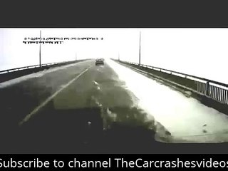 Bus crash video caught in dash cam HD