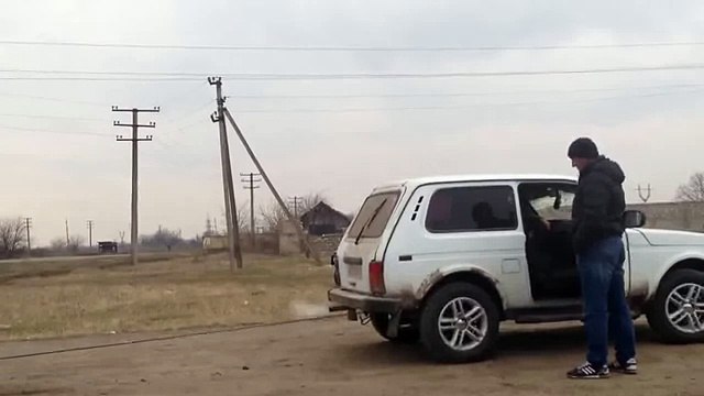 Автомобили, кто сильнее- Нива 4х4 vs ВАЗ классика (3 шт.)