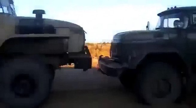 Автомобили, кто сильнее- ЗИЛ 131 vs Урал 4320