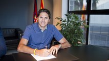 Edmílson, nuevo embajador de la FCB Escola en el mundo