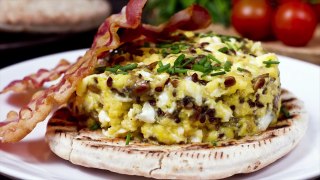 Scrambled Eggs with Sunflower Seeds Recipe