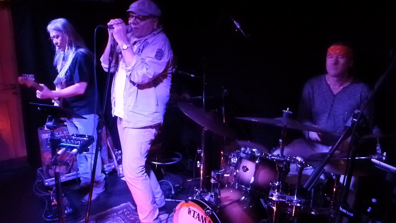 BLUE PACKET - Jump Into My Fire