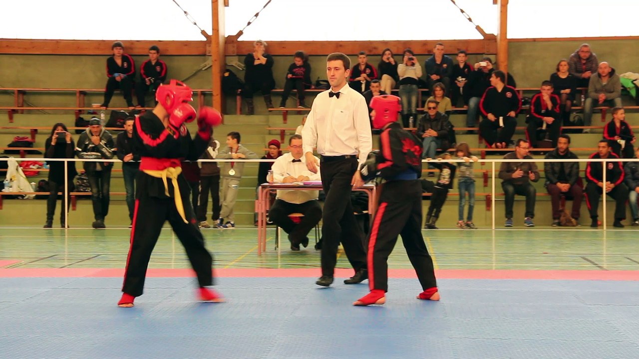 Laï-muoï : Combat (48 kg) — St Marcellin