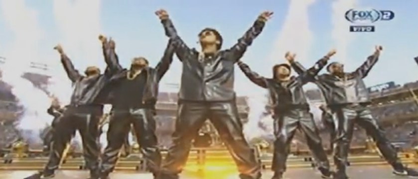 Mark Ronson ft. Bruno Mars Perform ''Uptown Funk'' on Super Bowl 50 | 2016