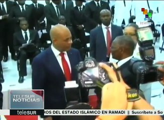 Michell Martelly deja el poder en Haití tras firmar acuerdo político