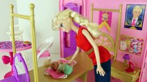 Frozen Kids Anna & Kristoff Have Baby Krista & Elsa Barbie Family Parody DisneyCarToys