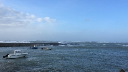 La mer déchaînée à Portivy à Quiberon