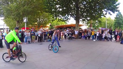 PUBLIC PANNA NUTMEGS - Feat. Andrew Henderson   Footballskills98