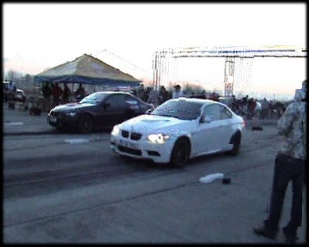 BMW E92 M3 Vs. BMW E92 M3 Drag Race
