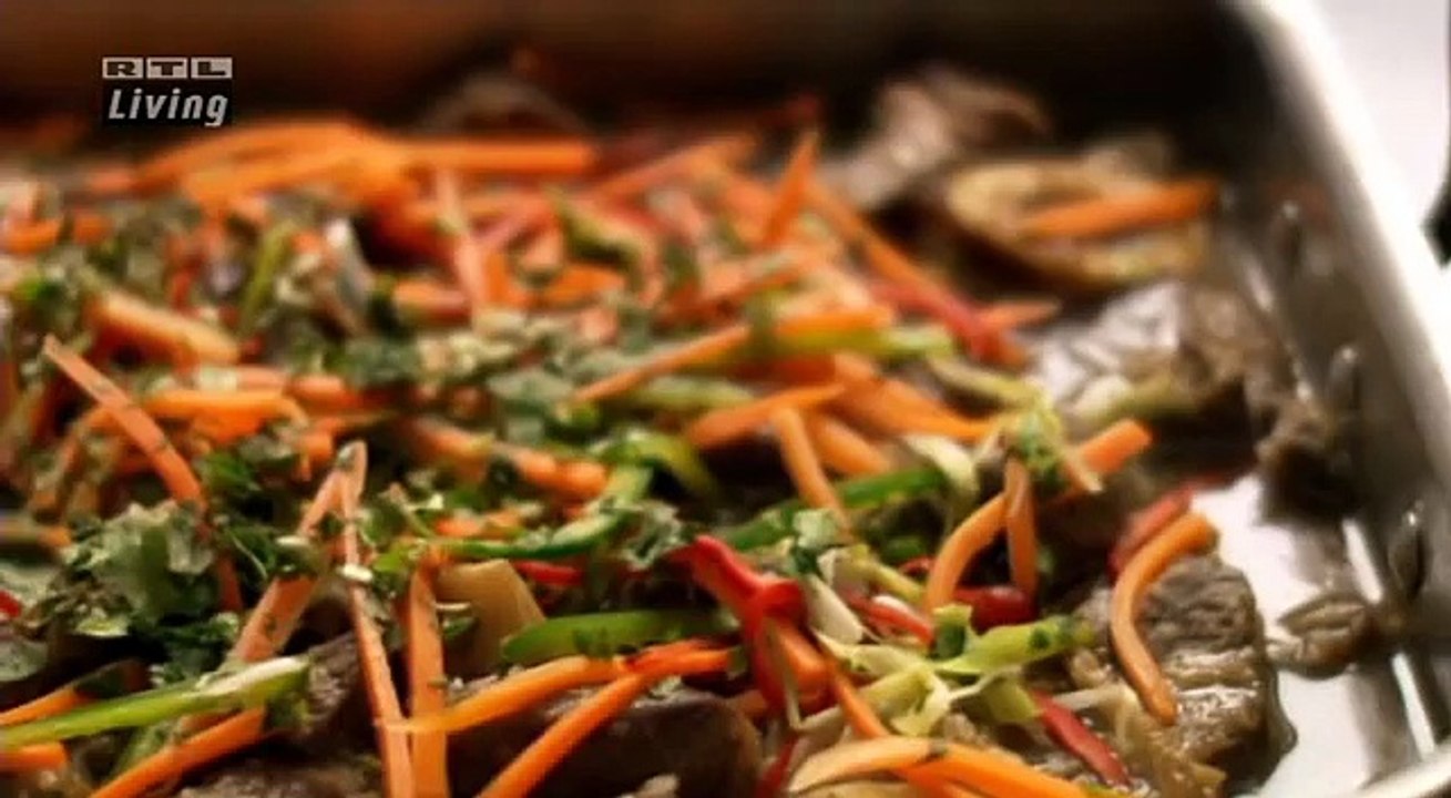 Geschmorte Rinderbeinscheiben mit buntem Gemüse+