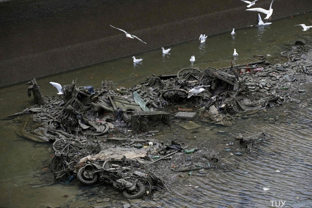 Canal Saint-Martin : le chômage et les découvertes incroyables du canal parisien