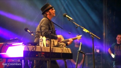 GAZ COOMBES 05 OuiFm 2015