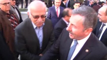 Özdağ: "Vaatlerimizin Hepsini Meclisten Geçiriyoruz. Sabaha Kadar Çalışıyoruz"