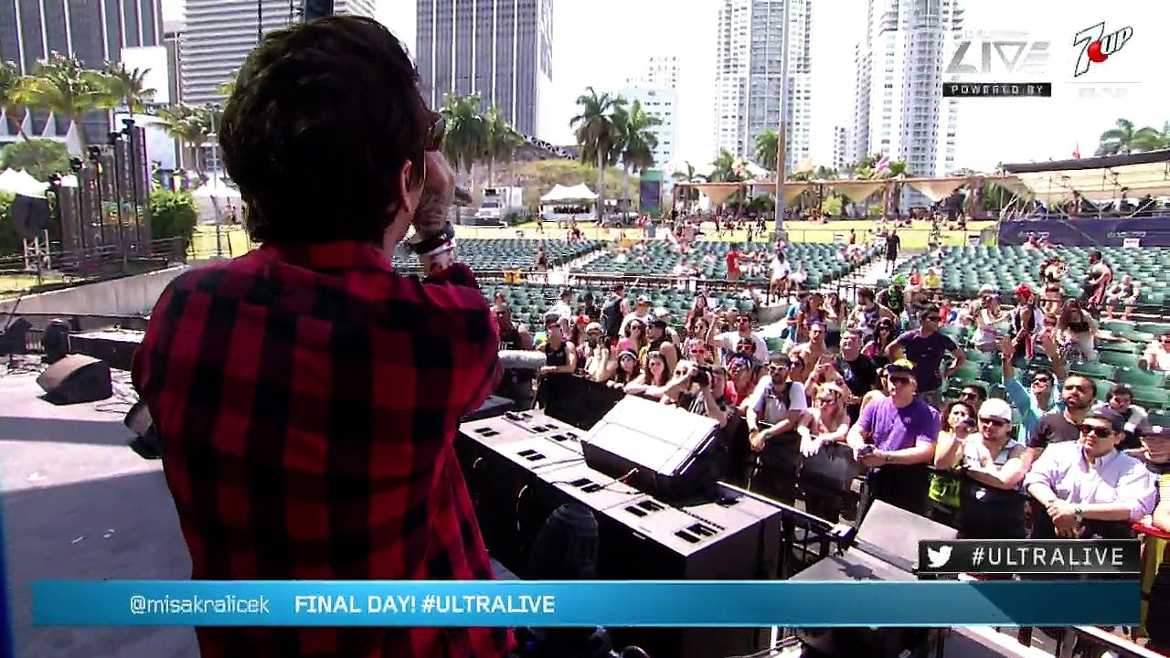 Breathe Carolina Ultra Music Festival Miami 2015 | Live Stage